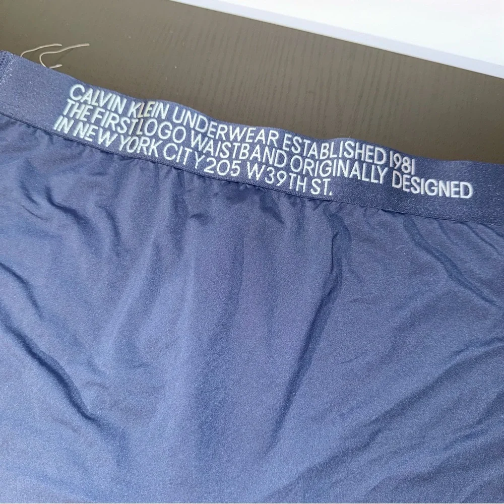 Calvin Klein Size MD Statement Boxer Brief - Picture 6 of 6